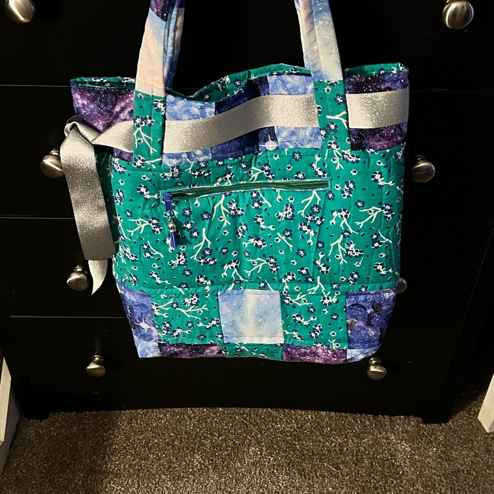 Floral Patchwork Tote Bag with Denim Accents - Picture 5 of 5